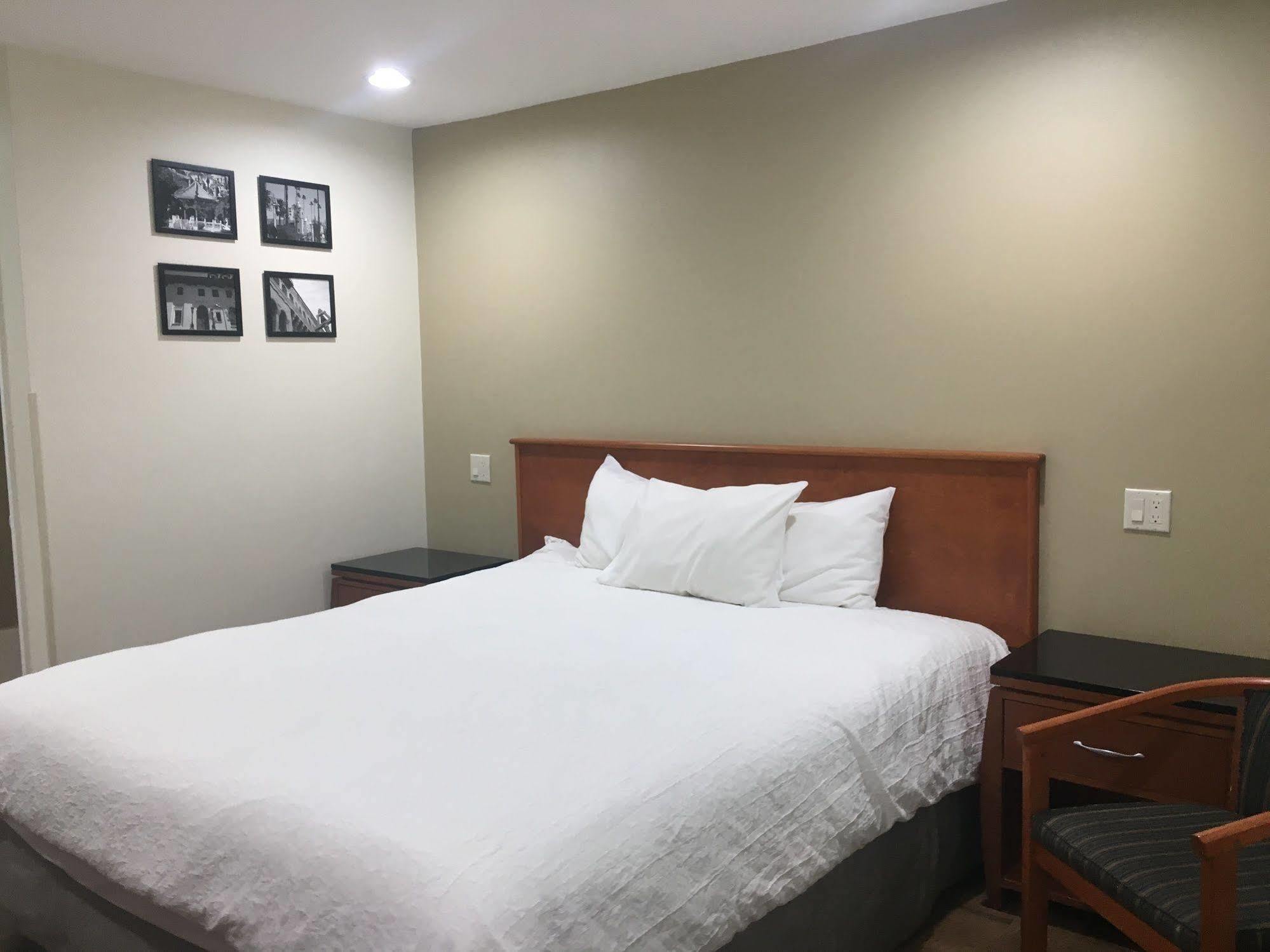 Simply Home Inn & Suites - ريفرسايد المظهر الخارجي الصورة